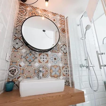 Zaratino Bed & Breakfast 3*